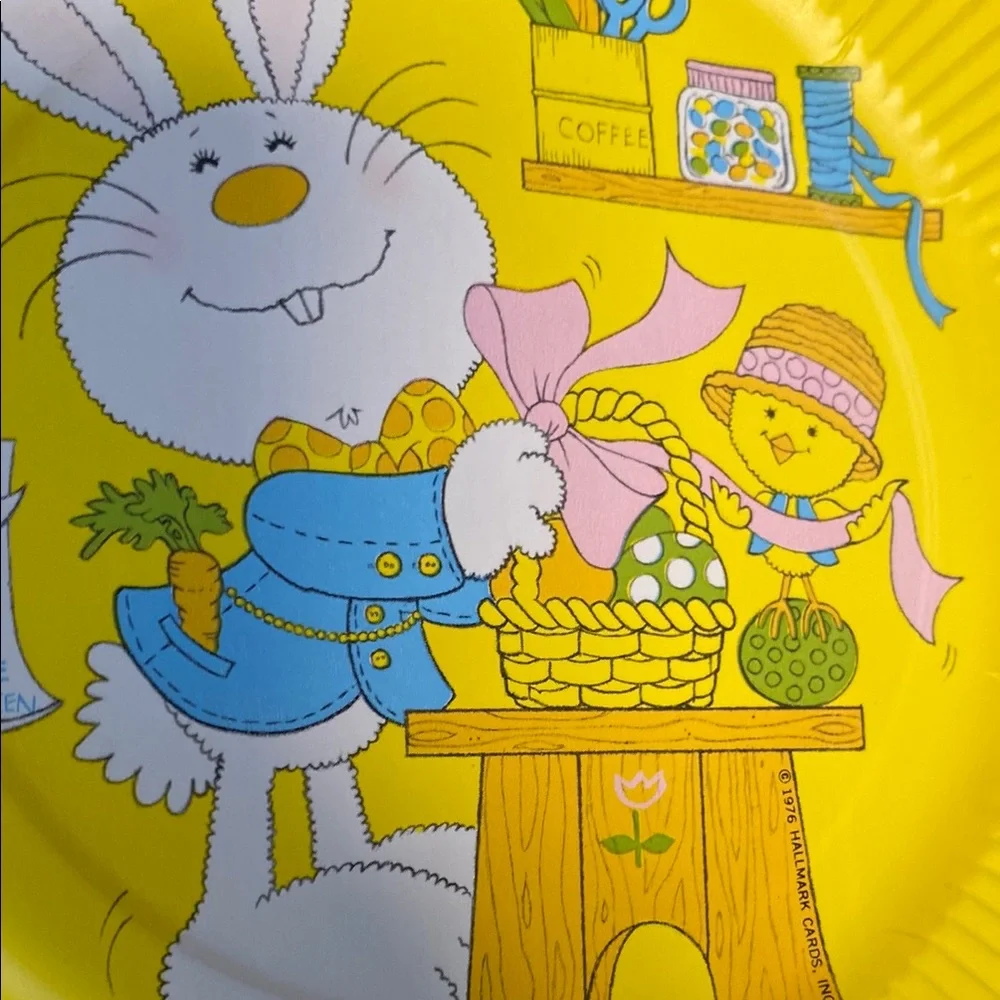 Vintage Hallmark 1976 Yellow Easter Bunny & Chick Dessert Paper Plates